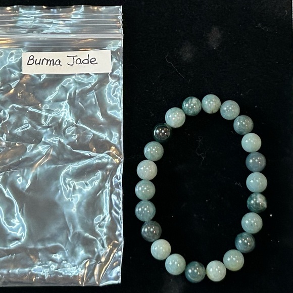handmade Burma Jade beaded bracelet - Picture 2 of 4